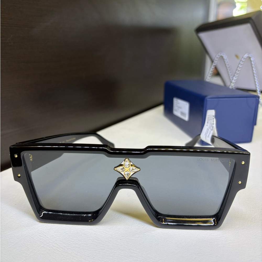 Louis Vuitton Black and Gold Sunglasses Modern Design